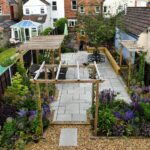 Roots and Shoots provide high-end, custom gardening services for Wiltshire, Gloucestershire, Oxfordshire, and the surrounding regions