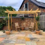 Roots and Shoots provide high-end, custom gardening services for Wiltshire, Gloucestershire, Oxfordshire, and the surrounding regions