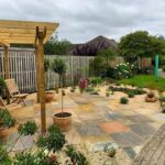 Roots and Shoots provide high-end, custom gardening services for Wiltshire, Gloucestershire, Oxfordshire, and the surrounding regions