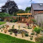 Roots and Shoots provide high-end, custom gardening services for Wiltshire, Gloucestershire, Oxfordshire, and the surrounding regions