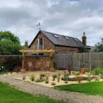 Roots and Shoots provide high-end, custom gardening services for Wiltshire, Gloucestershire, Oxfordshire, and the surrounding regions